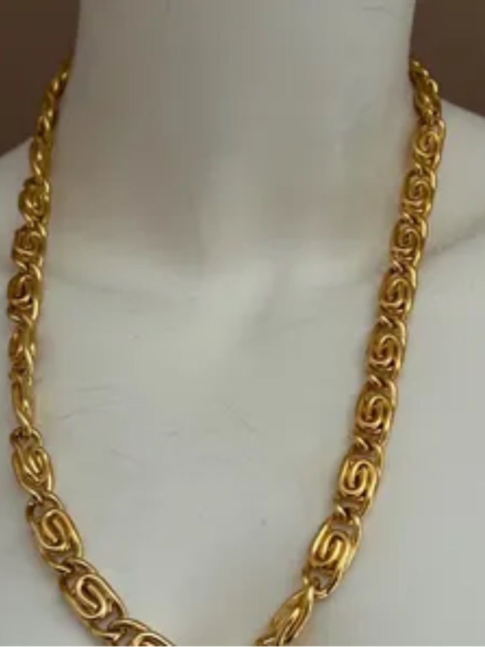 Avon Vintage Gold-Tone Women’s Link Necklace